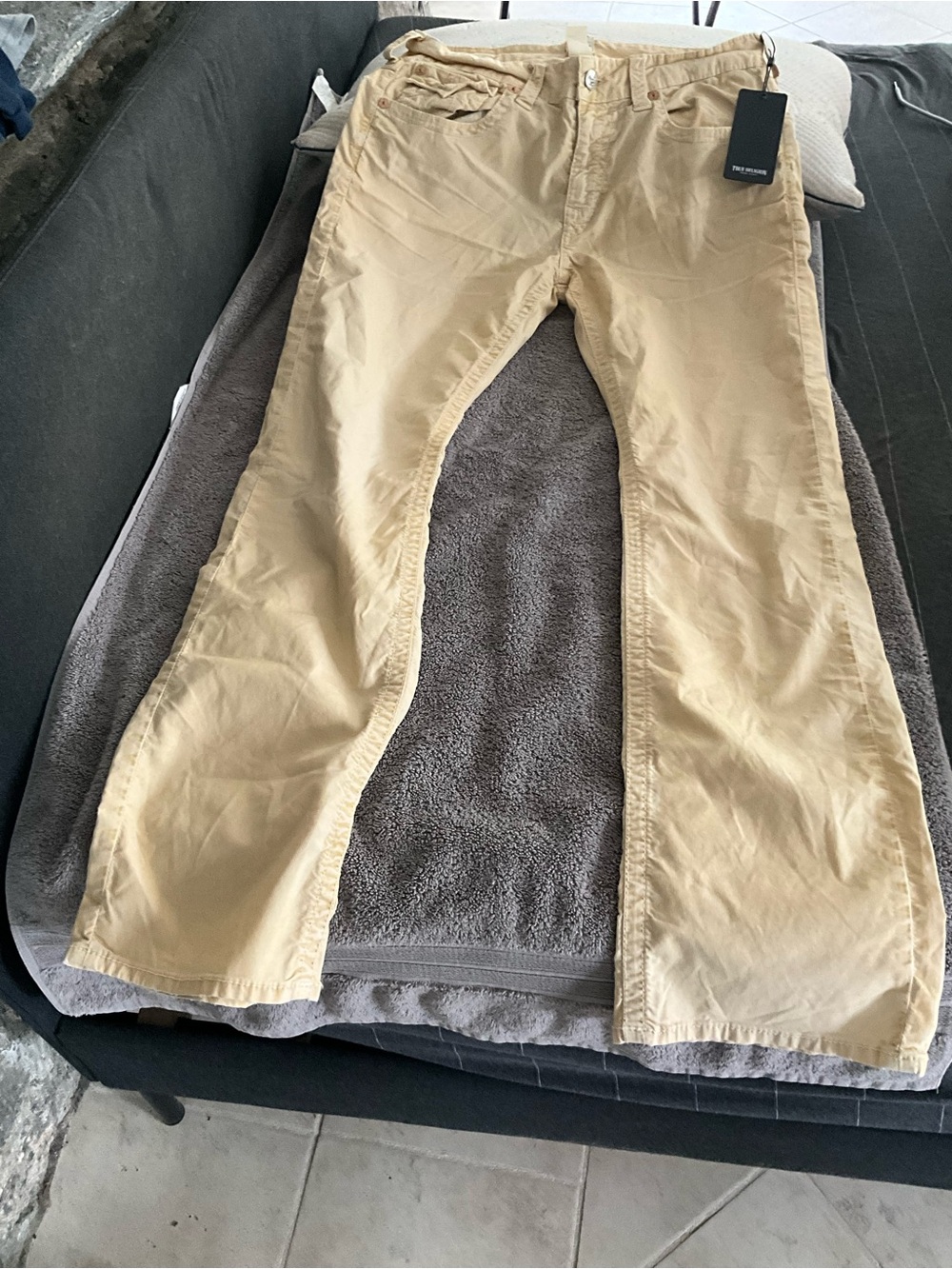 True Religion Men's Relaxed Chino Jeans in Khaki